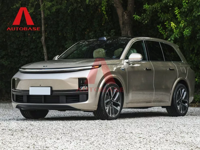 Lixiang L8 Müasir Elektrik Dövrü üçün Ən Yaxşı Lüks Ailə Yolsuzluq Avtomobilidir