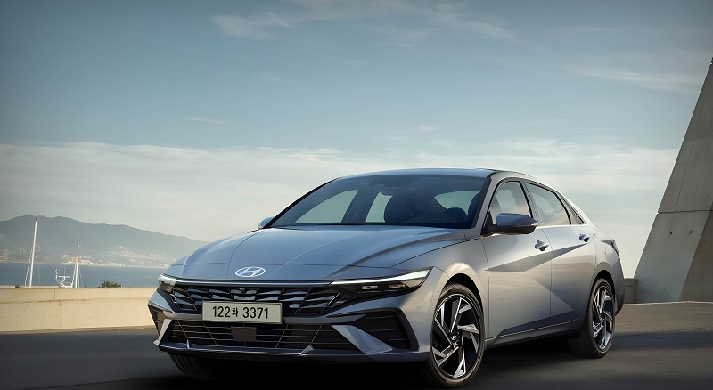 Qlobal ən çox satılan Hyundai Elantra xaricə göndərildi, balanslaşdırılmış məhsul gücü qlobal minik avtomobili bazarını gücləndirir