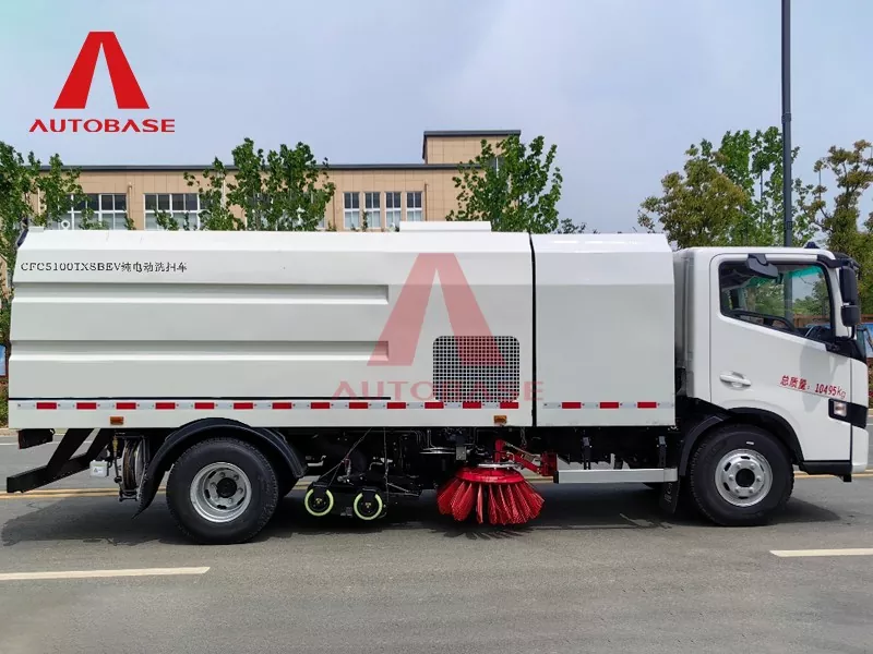 10.5 Tons Washing And Sweeping Vehicle